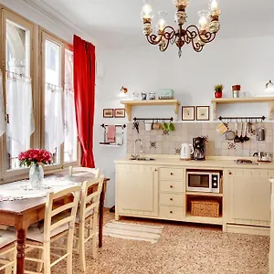  Appartamento Ca' Badoer Frari