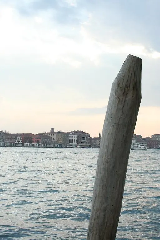 Bed and Breakfast Ai Sognatori Venezia 0*,  Italia